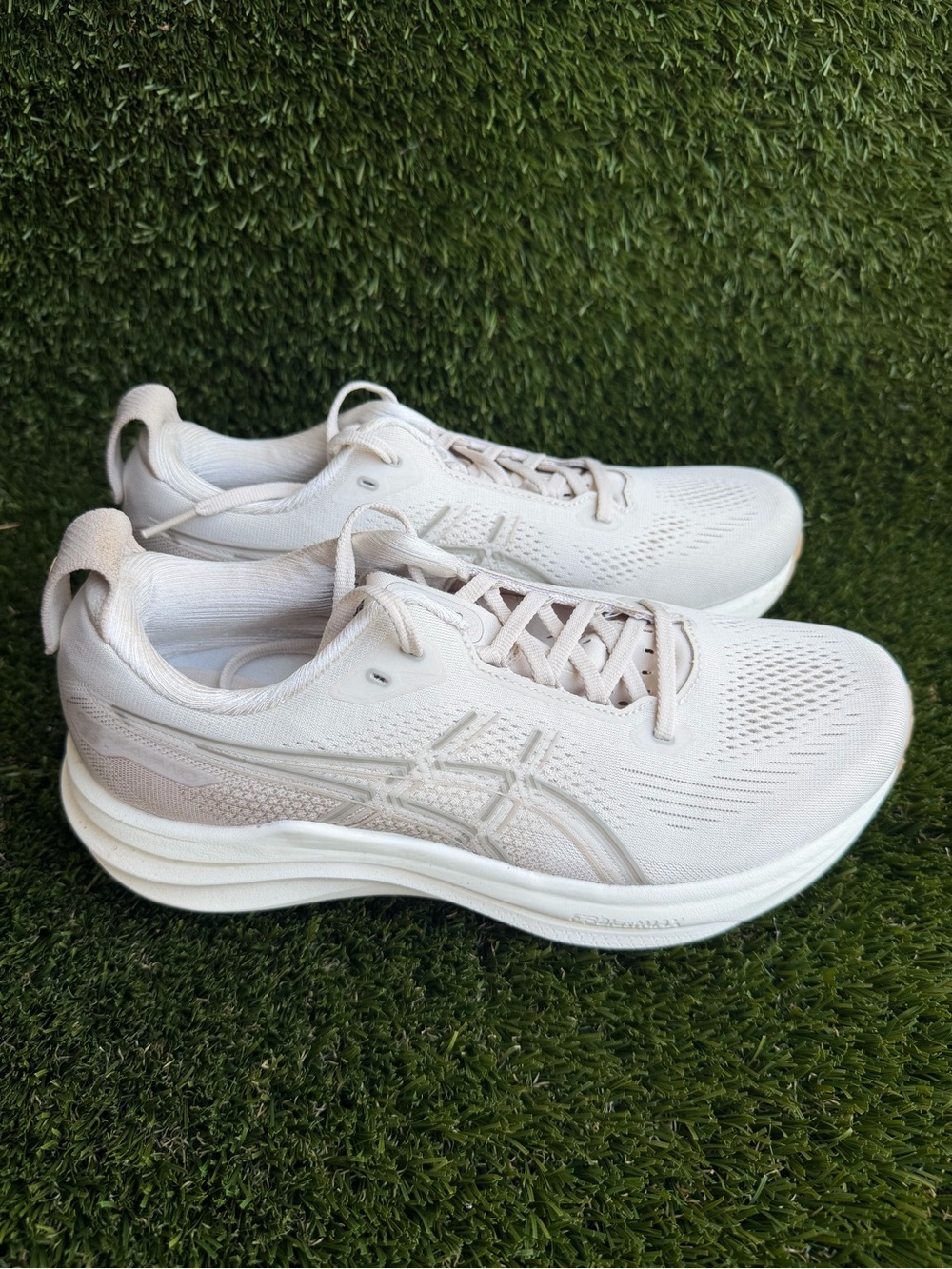 ASICS Gel Kayano 33 women’s size 9.5